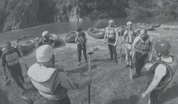 Team go rafting